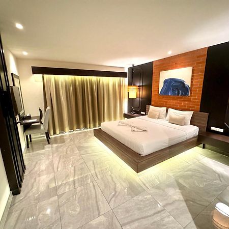 De Coze Hotel Patong Luaran gambar