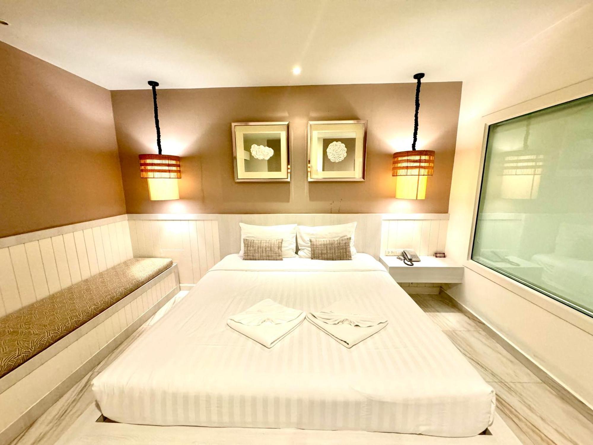 De Coze Hotel Patong Luaran gambar