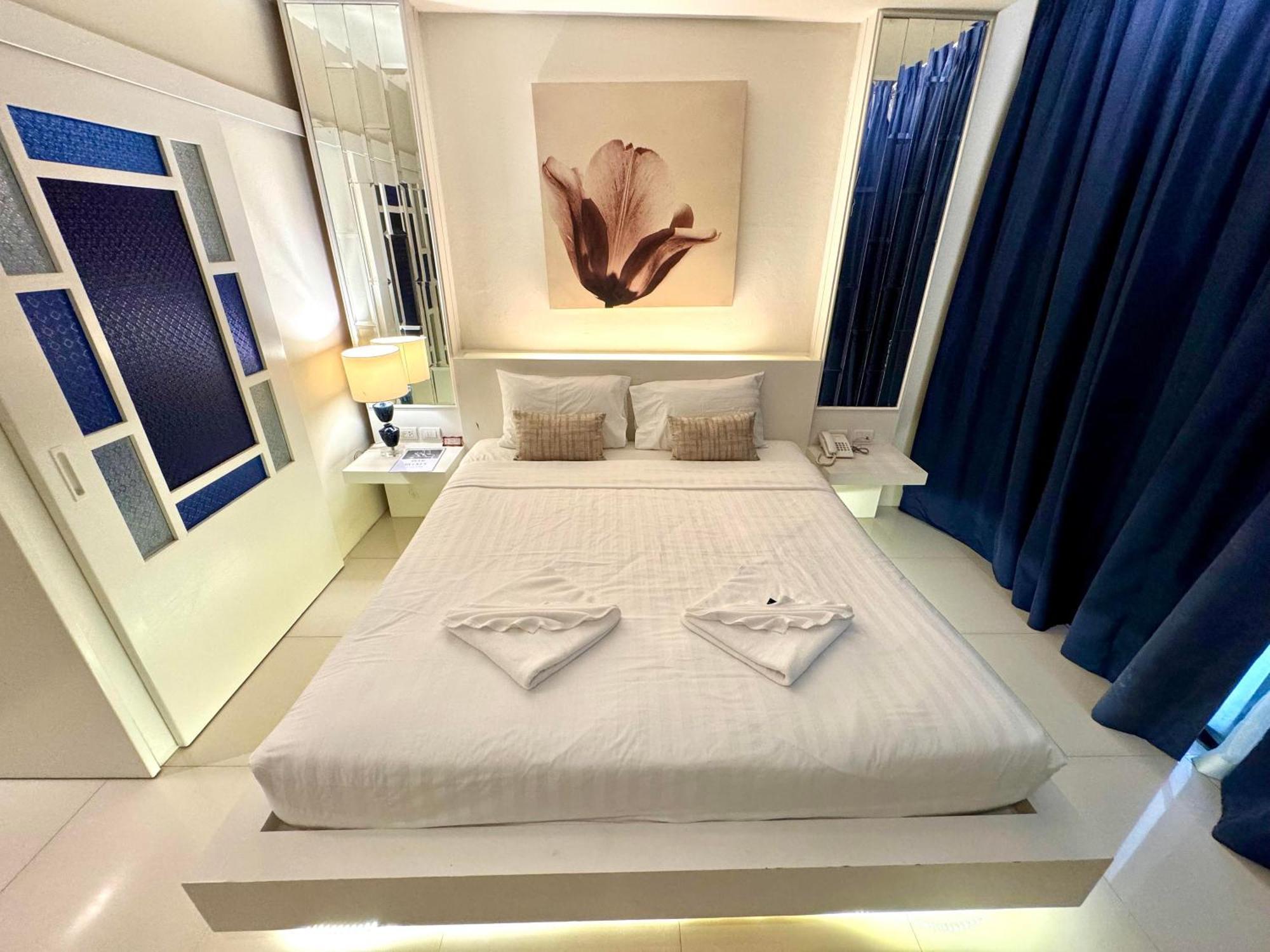 De Coze Hotel Patong Luaran gambar
