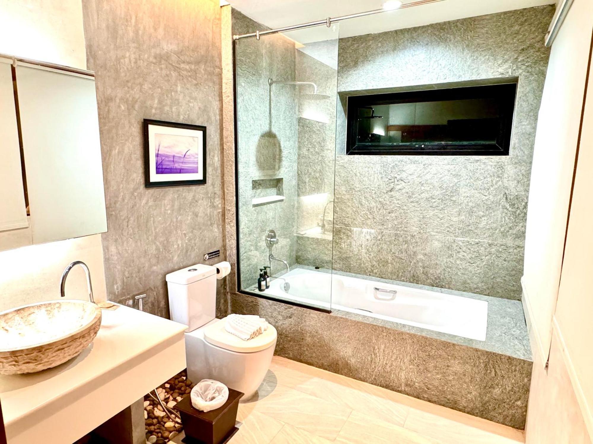 De Coze Hotel Patong Luaran gambar