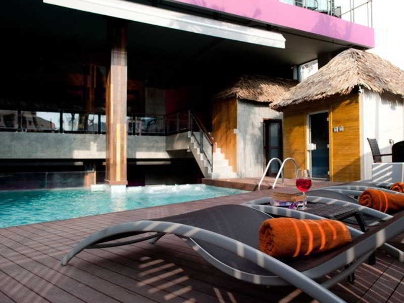 De Coze Hotel Patong Luaran gambar